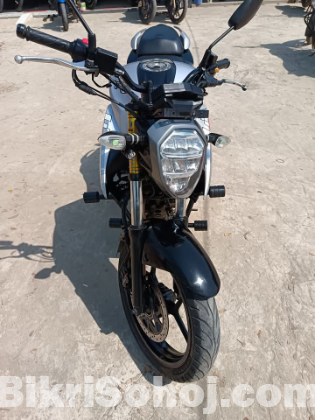 Suzuki gixxer Fi Abs